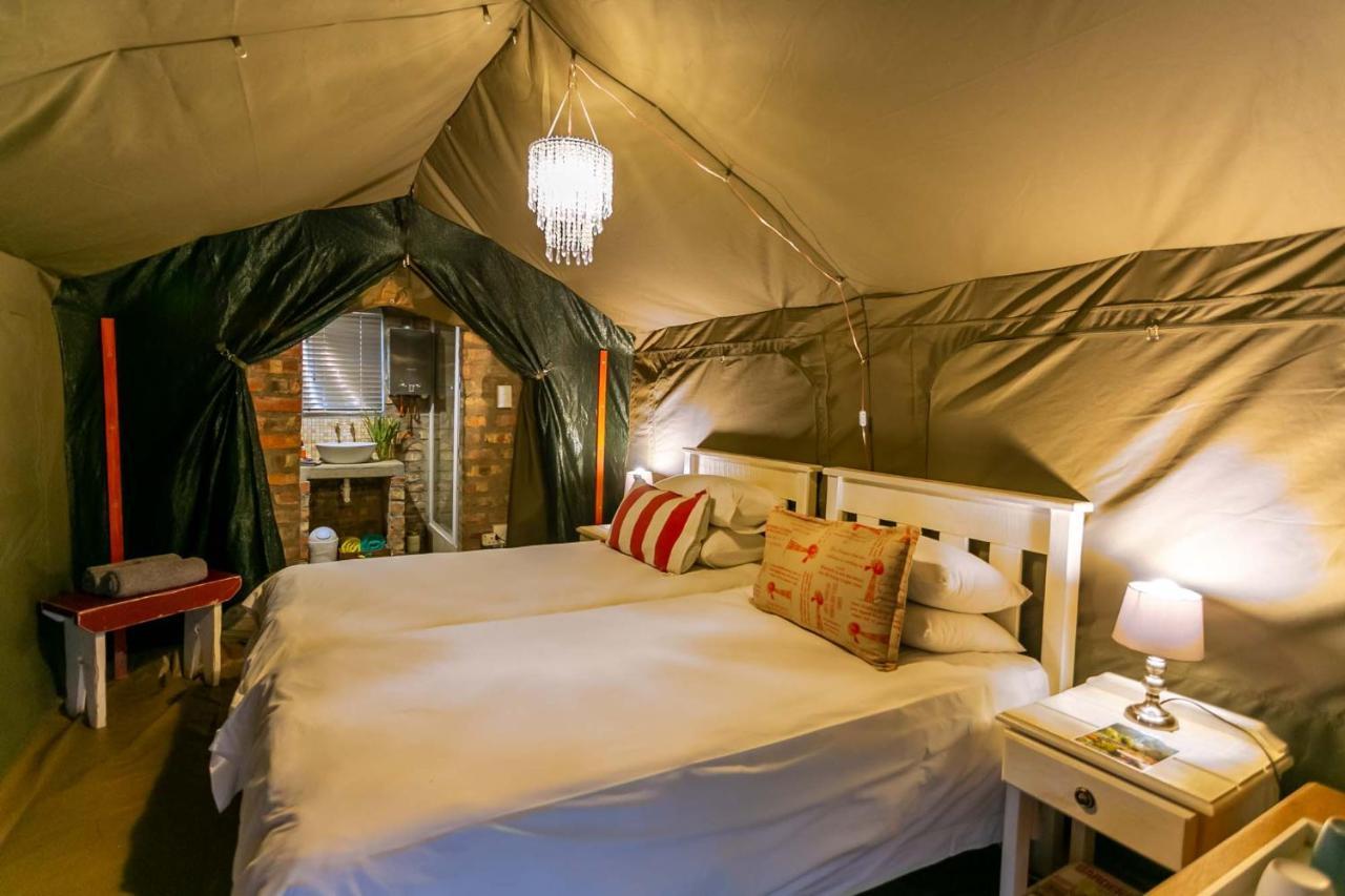 Schoemanshoek Glamping Oudtshoorn Exterior foto